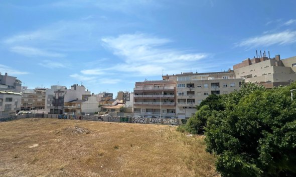 Resale - Apartment - Torrevieja - La Mata