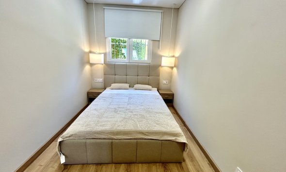 Reventa - Apartamento / Dúplex - Torrevieja