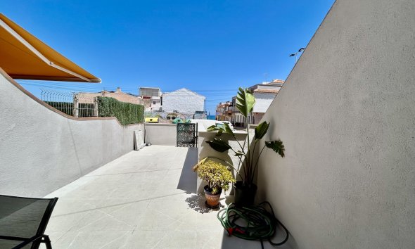 Reventa - Apartamento / Dúplex - Torrevieja
