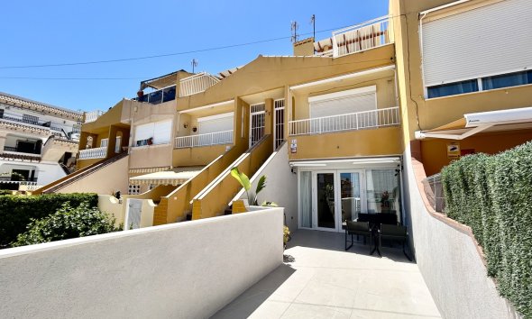 Reventa - Apartamento / Dúplex - Torrevieja