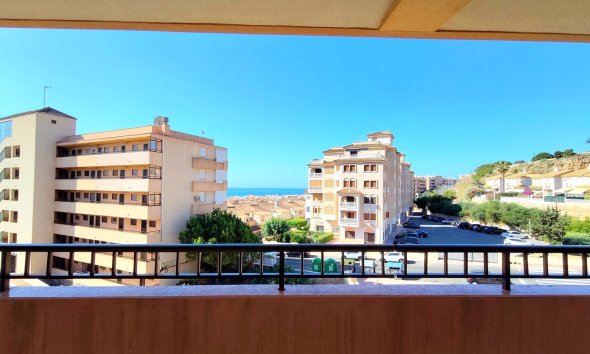 Resale - Apartment - La Mata