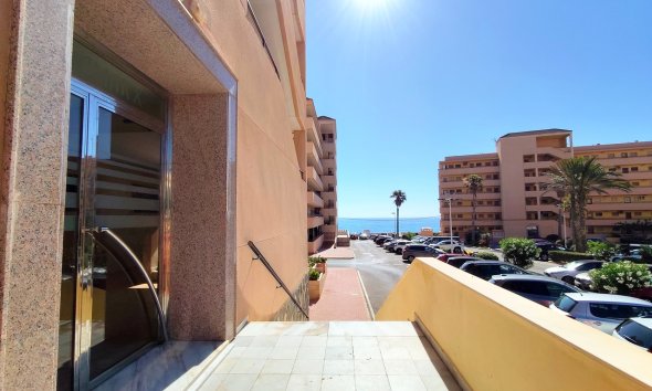 Resale - Apartment - La Mata