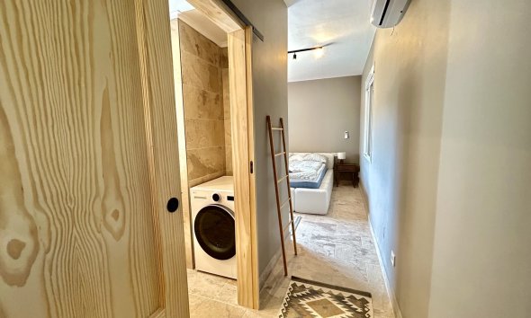 Resale - Villa - Orihuela Costa - La Zenia