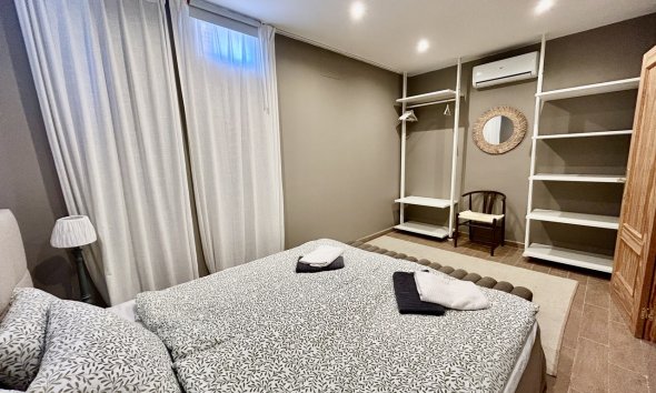 Resale - Villa - Orihuela Costa - La Zenia