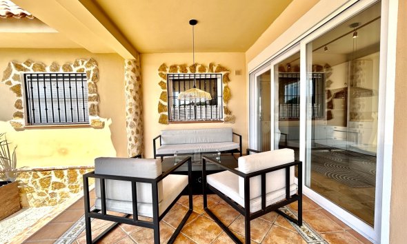Resale - Villa - Orihuela Costa - La Zenia