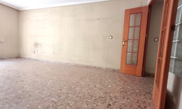 Resale - Apartment - Orihuela - Zona Centro