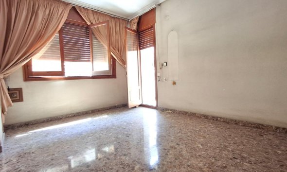Resale - Apartment - Orihuela - Zona Centro
