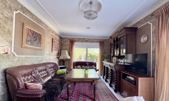 Resale - Farm Estate / Country Property - San Fulgencio - La Marina