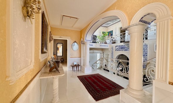 Resale - Farm Estate / Country Property - San Fulgencio - La Marina