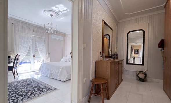 Resale - Farm Estate / Country Property - San Fulgencio - La Marina