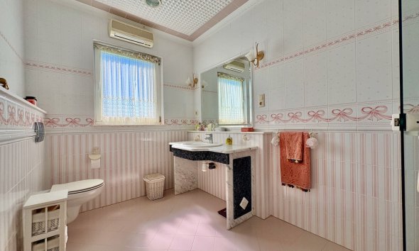 Resale - Farm Estate / Country Property - San Fulgencio - La Marina