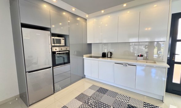 Resale - Apartment - Pilar de la Horadada - La Torre de la Horadada