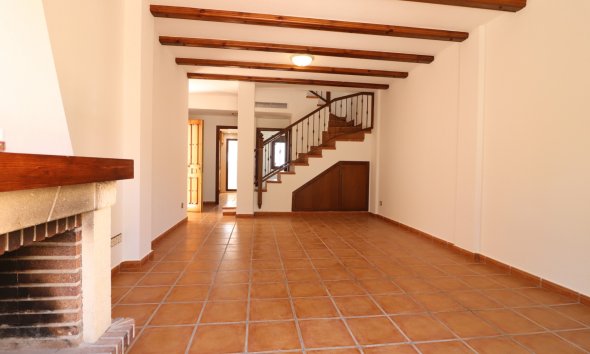 Resale - Villa - Algorfa - La Finca Golf Resort
