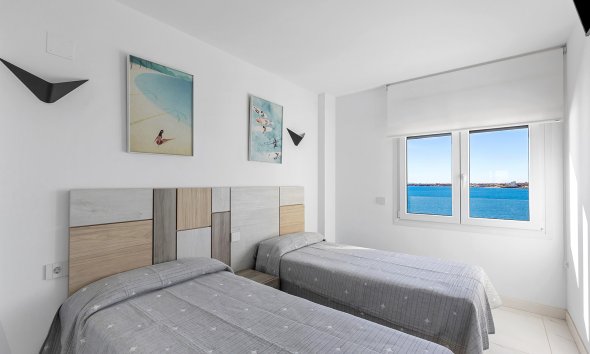 Resale - Apartment - Torrevieja - Punta Prima
