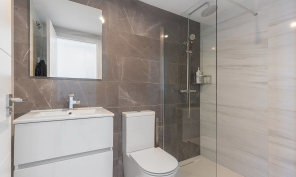Resale - Apartment - Torrevieja - Punta Prima