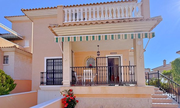 Resale - Villa - Orihuela - Orihuela Costa