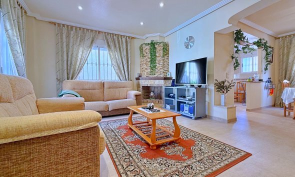 Resale - Villa - Orihuela - Orihuela Costa