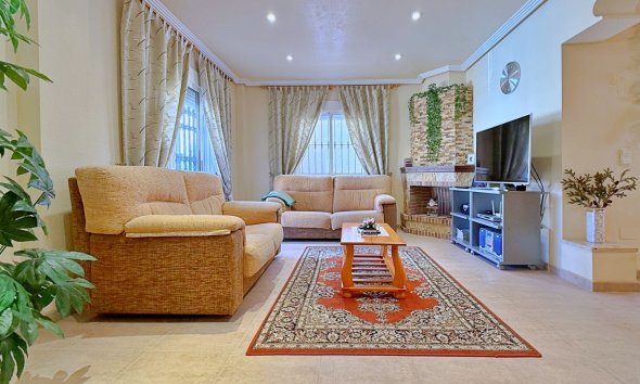 Resale - Villa - Orihuela - Orihuela Costa