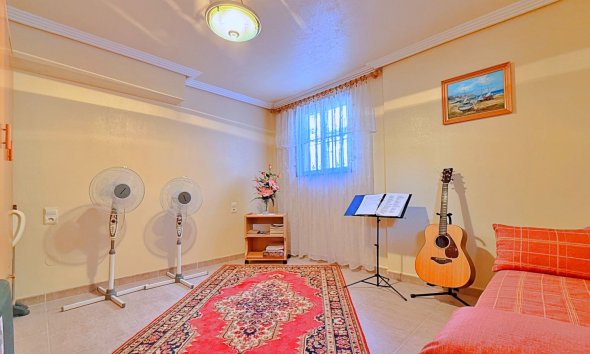 Resale - Villa - Orihuela - Orihuela Costa