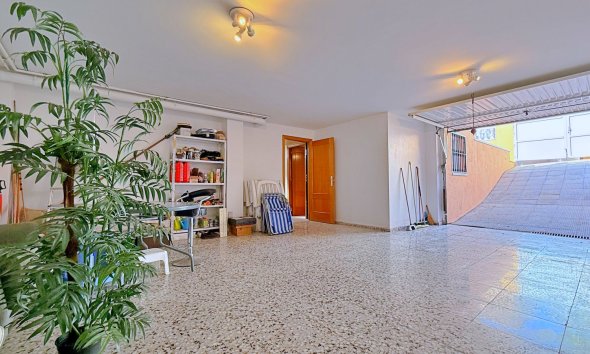 Resale - Villa - Orihuela - Orihuela Costa