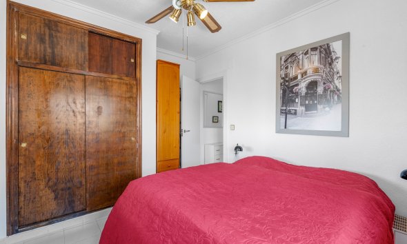 Resale - Apartment - Torrevieja - Torrevieja - Aguas Nuevas