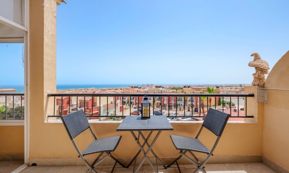 Resale - Apartment - Torrevieja - Torrevieja - Aguas Nuevas