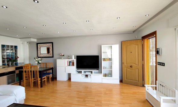 Resale - Terraced house / Townhouse - Torrevieja - Los Altos