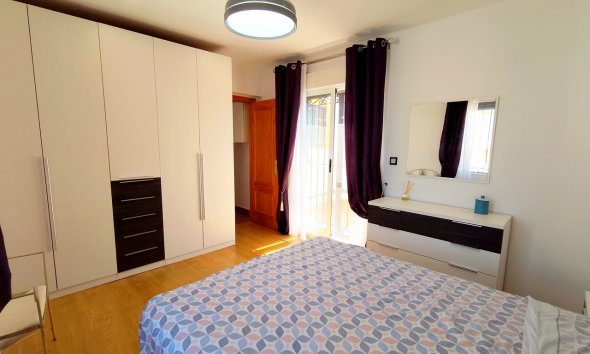 Resale - Terraced house / Townhouse - Torrevieja - Los Altos