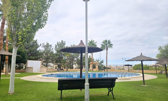 Resale - Terraced house / Townhouse - Torrevieja - Los Altos
