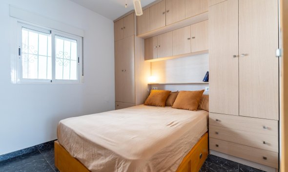Resale - Apartment - Torrevieja