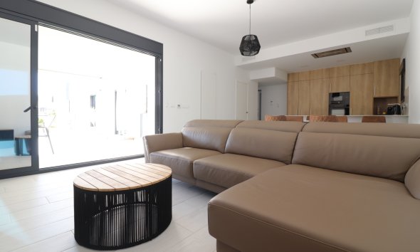 Resale - Villa - Algorfa - La Finca Golf Resort