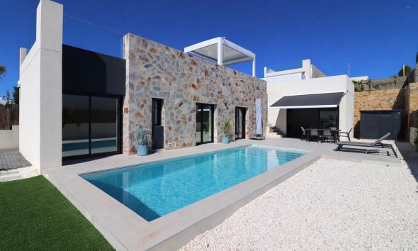 Resale - Villa - Algorfa - La Finca Golf Resort