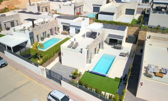 Resale - Villa - Algorfa - La Finca Golf Resort