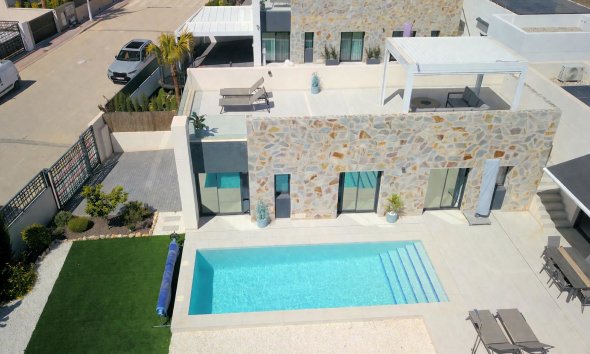 Resale - Villa - Algorfa - La Finca Golf Resort