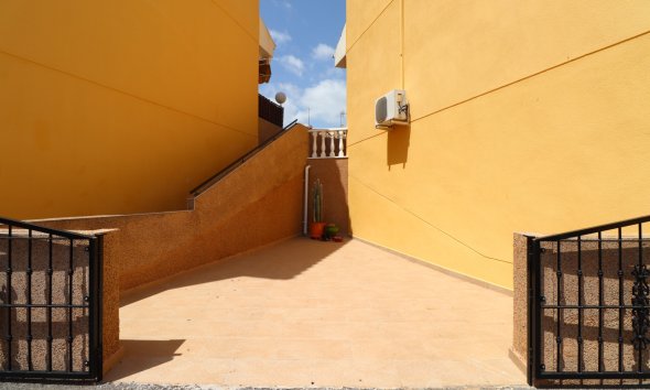 Resale - Terraced house / Townhouse - Algorfa - Montemar