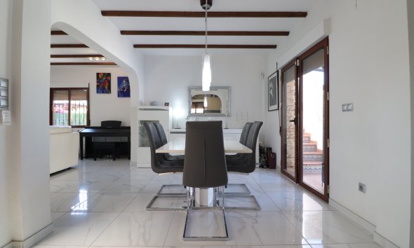 Resale - Villa - Formentera del Segura - Fincas de La Vega