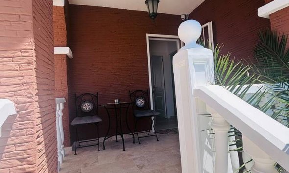 Resale - Villa - Orihuela Costa - Villamartín