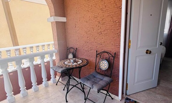 Resale - Villa - Orihuela Costa - Villamartín