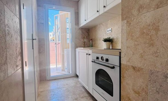 Resale - Villa - Orihuela Costa - Villamartín