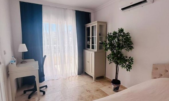 Resale - Villa - Orihuela Costa - Villamartín