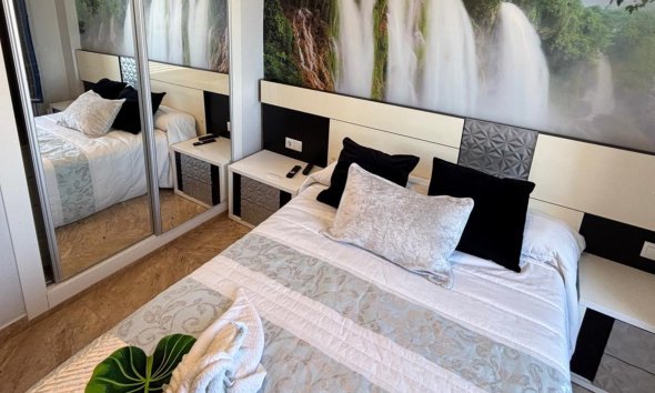 Resale - Apartment - Torrevieja - La Mata