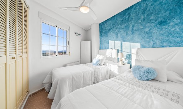 Resale - Apartment - Torrevieja - La Mata