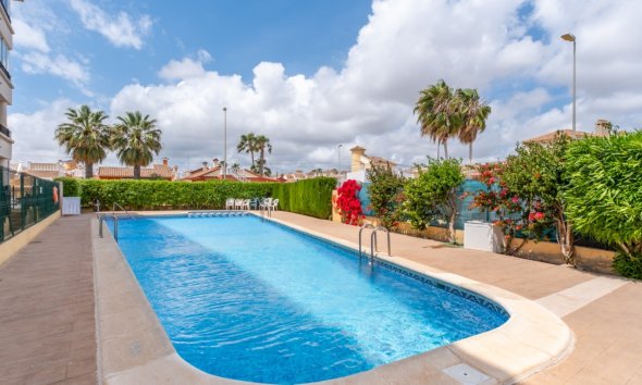 Resale - Apartment - Orihuela Costa - La Florida