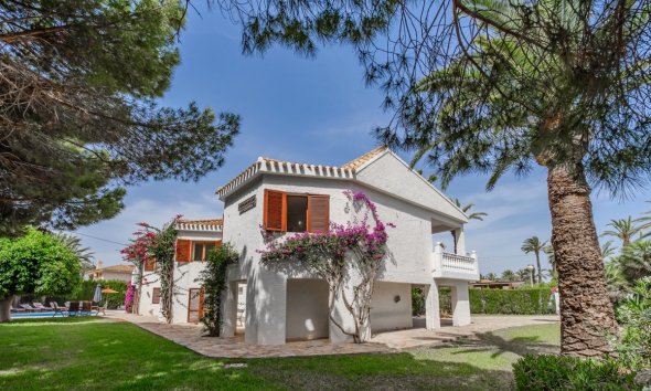 Resale - Villa - Orihuela Costa - Cabo Roig