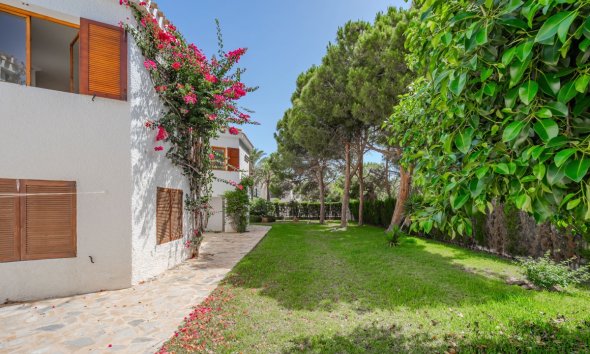 Resale - Villa - Orihuela Costa - Cabo Roig