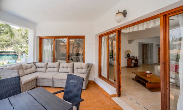 Resale - Villa - Orihuela Costa - Cabo Roig