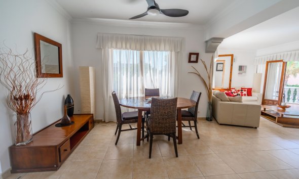 Resale - Villa - Orihuela Costa - Cabo Roig