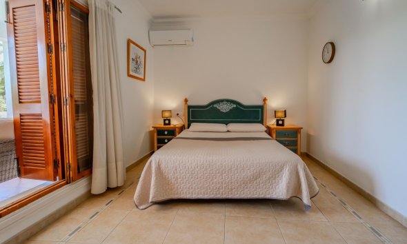 Resale - Villa - Orihuela Costa - Cabo Roig