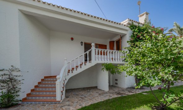 Resale - Villa - Orihuela Costa - Cabo Roig