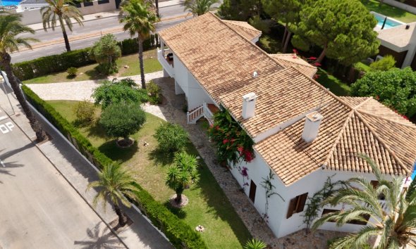 Resale - Villa - Orihuela Costa - Cabo Roig